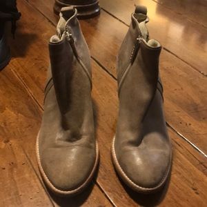COPY - EUC Tan Aquatalia waterproof ankle booties.